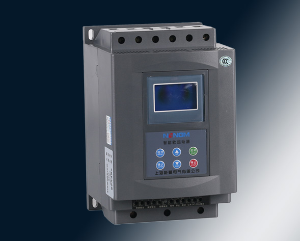 NMJR6中文顯示電機(jī)軟啟動(dòng)器采用智能化液晶中文控制；以單片機(jī)為智能中心，可控硅模塊為執(zhí)行元件對(duì)電動(dòng)機(jī)進(jìn)行全自動(dòng)控制。它適用各種負(fù)載的鼠籠型異步電動(dòng)機(jī)控制，使電…